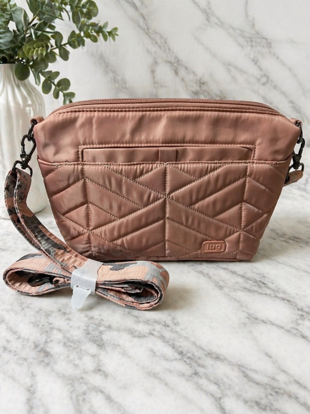 lug Quilted Crossbody Bag - Rose Pink